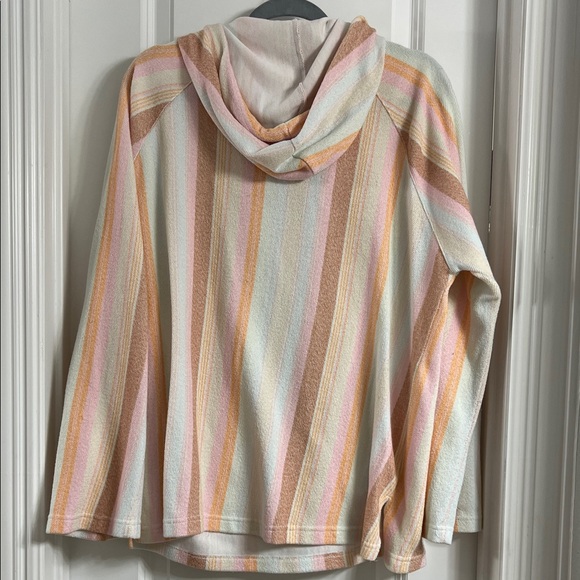 Never Worn Roxy White Hooded Top - Picture 5 of 5